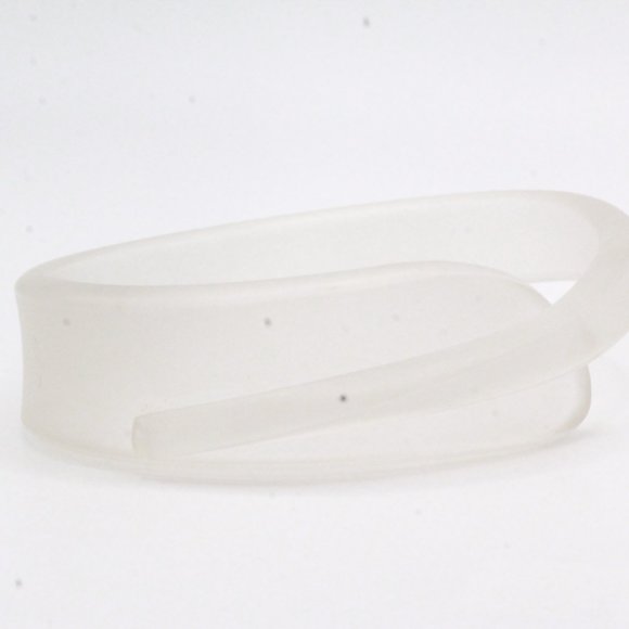 French Couture Frosted Lucite Resin Geometric Scuptural Studio Bangle Bracelet - Picture 6 of 11